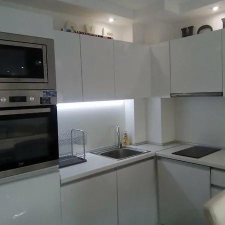 ул.беласица 26 Apartamento *